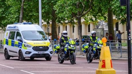 Großbritannien wirft drei Männern aus Iran Spionage vor
