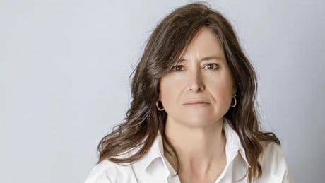 María Leániz, experta en orden: “Guardar 'por si acaso' indica miedo a la escasez; conservar objetos rotos, apego al pasado y acumular papeles, evasión de temas administrativos”