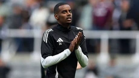 Newcastle make bombshell Alexander Isak U-turn as they name price for Liverpool transfer