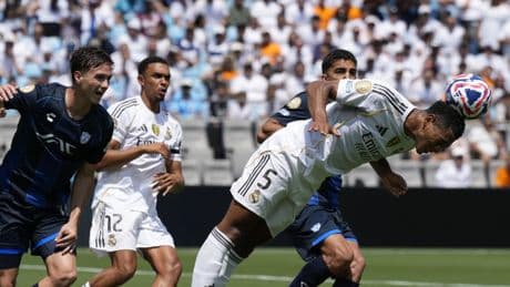 Bellingham adelanta al Real Madrid con un zurdazo