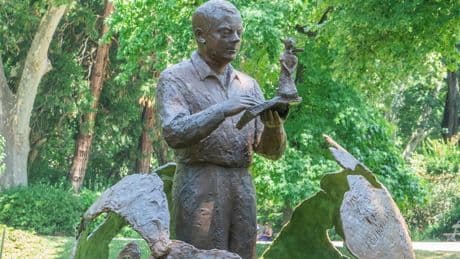 Saint-Exupéry, 125 anni dopo: Tolosa omaggia il padre del Piccolo Principe