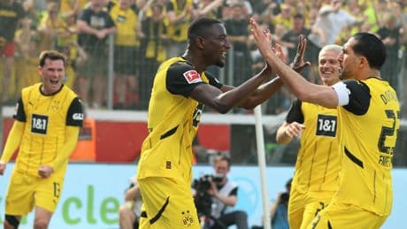 Bundesliga : Dortmund continue sa remontée pour la Ligue des champions en dominant Leverkusen