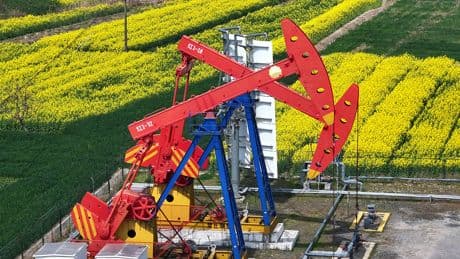 Transition écologique : cibler les torchères plutôt que les passoires thermiques