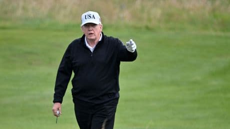 Donald Trump et Ursula von der Leyen en quête d’un accord douanier crucial à Turnberry