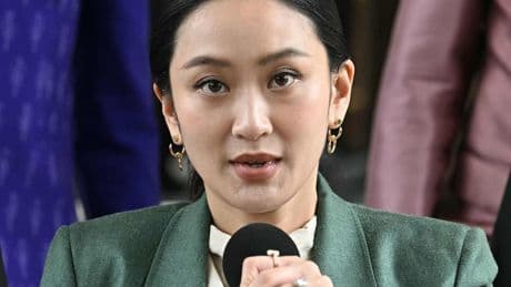 Nach umstrittenem Telefonat: Thailands Ministerpräsidentin suspendiert