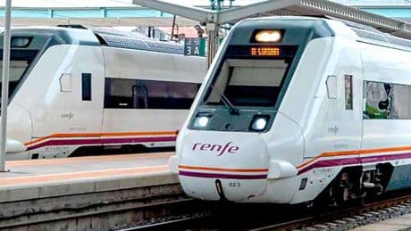 Dos incidencias en trenes hacia Huelva y Cádiz generan retrasos y obligan al trasbordo de viajeros