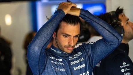 Carlos Sainz reveals what Ferrari didn’t tell him about Lewis Hamilton before Mercedes talks