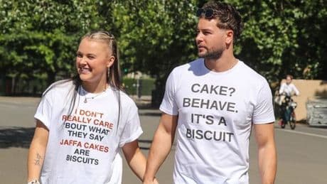 Jojo Siwa and Chris Hughes join the great Jaffa Cake debate in slogan T-shirts
