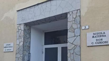 “L’asilo Don Curioni di Zinola è a rischio chiusura”: genitori e personale chiedono un incontro