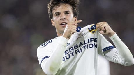 Riqui Puig lanza un aviso: "Este viaje aún no ha terminado"
