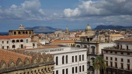 Tentate violenze e truffe: a Palermo si alza l'allerta sicurezza per i turisti