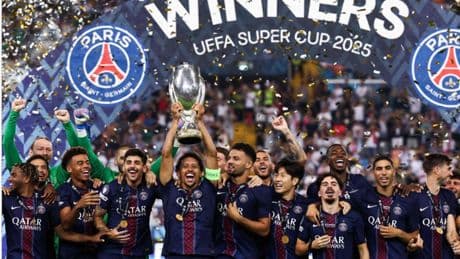 Un PSG todavía verde reacciona a tiempo ante el Tottenham