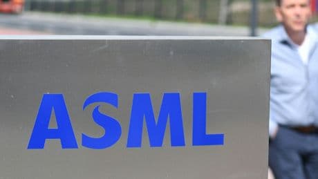 Le fabricant de machines de pointe dans le secteur des semi-conducteurs, ASML, affiche une forte hausse du bénéfice net