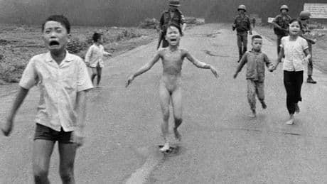 World Press Photo suspende la autoría de 'La niña del napalm'