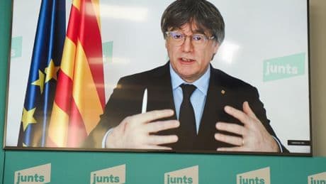 Puigdemont hace corta-pega de una anterior recusación, que fracasó, para intentar apartar a Arnaldo y Espejel de su recurso