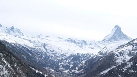 Five skiers found dead on Swiss glacier