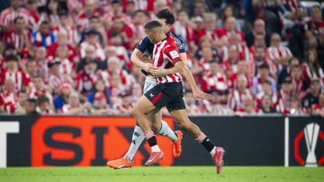 Maroan completa el viaje y en un año pasa de jugar en el filial del Alavés a entrar en el plan de Marruecos