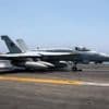 US-Militär: Kampfflugzeug über Bord
