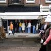 Inspectie ontdekt drie illegale arbeiders op Albert Cuypmarkt