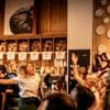 Dansen met een croissant in je hand: de opkomst van ‘rave and runs’