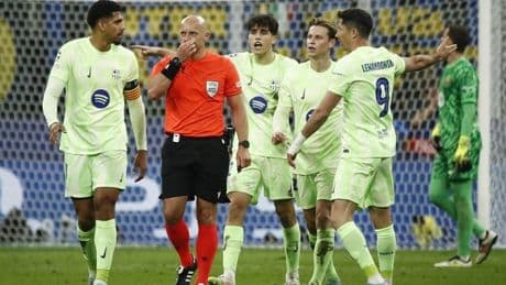 Barcelona'dan Szymon Marciniak'a sert tepki: 'UEFA konuyu soruşturmalı'