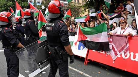 „Große Schande“ – Ein Radrennen im Würgegriff pro-palästinensischer Demonstranten