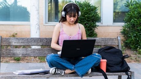 Lernen wie ein Boss: Die coolsten MEDION-Deals zum Schulanfang 2025