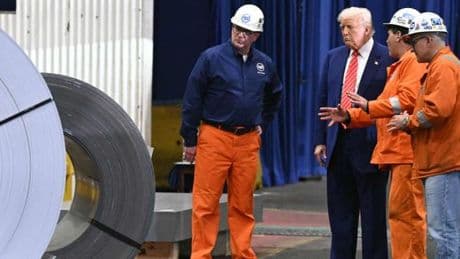 Droits de douane : Donald Trump veut faire passer la surtaxe sur l’acier et l’aluminium importés de 25 % à 50 %