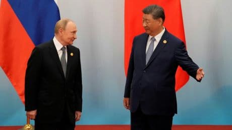 Putin-Besuch in China: Demonstrative Geschlossenheit mit Staatschef Xi