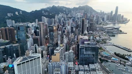 Hong Kong met à prix 19 militants pro-démocratie en exil