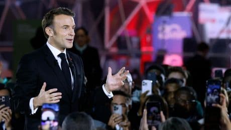 Emmanuel Macron écarte l’idée d’un référendum sur les retraites