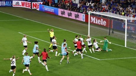 Alemania elimina a Francia en los penaltis y se cita con España en &#039;semis&#039;