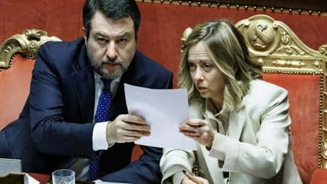 Meloni sulle minacce ai figli di Salvini e Piantedosi: «Spirale d'odio, nulla può giustificare l'attacco ai bambini»