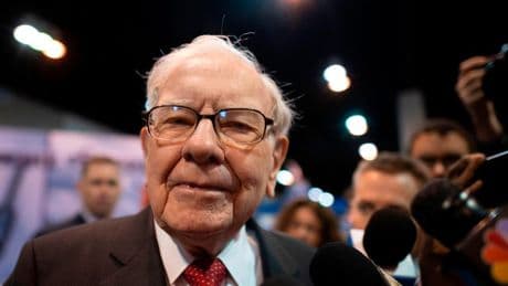 Will Warren Buffett Address Trump’s Trade War? Mogul Set To Speak At Annual Berkshire Hathaway Meeting