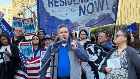 La révocation par Trump du statut légal de 532 000 immigrés suspendue par une juge fédérale