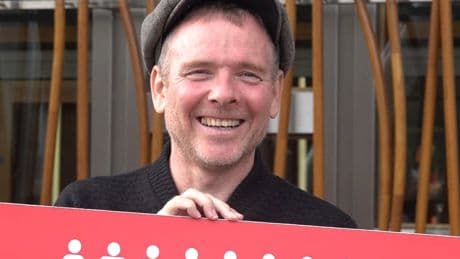 Belle and Sebastian singer Stuart Murdoch to join ME rally at Holyrood
