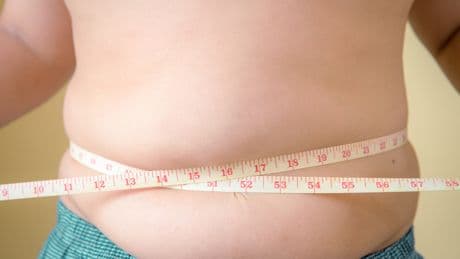 Studie zeigt: Dieser Faktor ist 10 Mal wichtiger als Sport bei Übergewicht