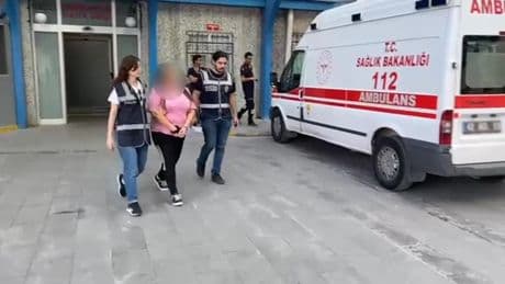 Kocasını katledip cesedini 9 ay banyoda bekleten firari hükümlü yakalandı