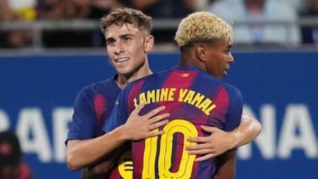 Raphinha y Lamine Yamal, con un doblete, se suman a la goleada
