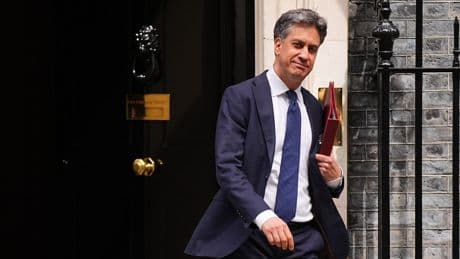 Ed Miliband sparks fears of ‘boiler ban by backdoor’ as he prepares to shun gas for heating homes