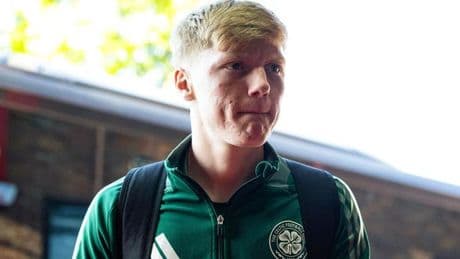 Sean McArdle leaves Celtic teammate in hysterics with something he did while signing autographs for adoring fans