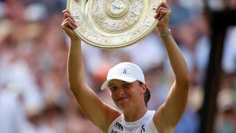 Swiatek conquista Wimbledon con un doble rosco