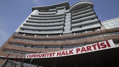 CHP İstanbul olağanüstü kongreye gidiyor