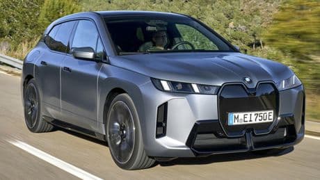 Semestre Bmw, un andamento da incorniciare. In forte crescita le vendite di modelli con la spina