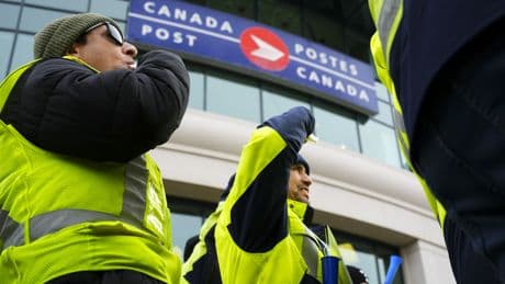 Canada Post says no response from union on latest offer