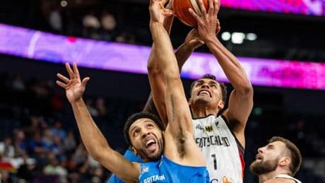 120-57: El Eurobasket asiste a la mayor paliza del siglo XXI con un exazulgrana en pista