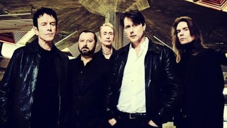 Suede, fundadores del britpop, actuarán en 2026 en Santana 27