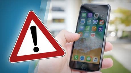 Jeder macht es: Weshalb man das Smartphone nicht auf den Tisch legen sollte