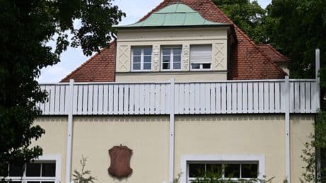 Streit mit Studentenverbindung: „Sie und Ihre braune Gesinnung widern uns an“