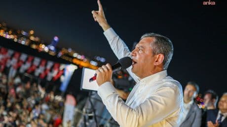 Özgür Özel'den TELE1'in karartılmasına tepki